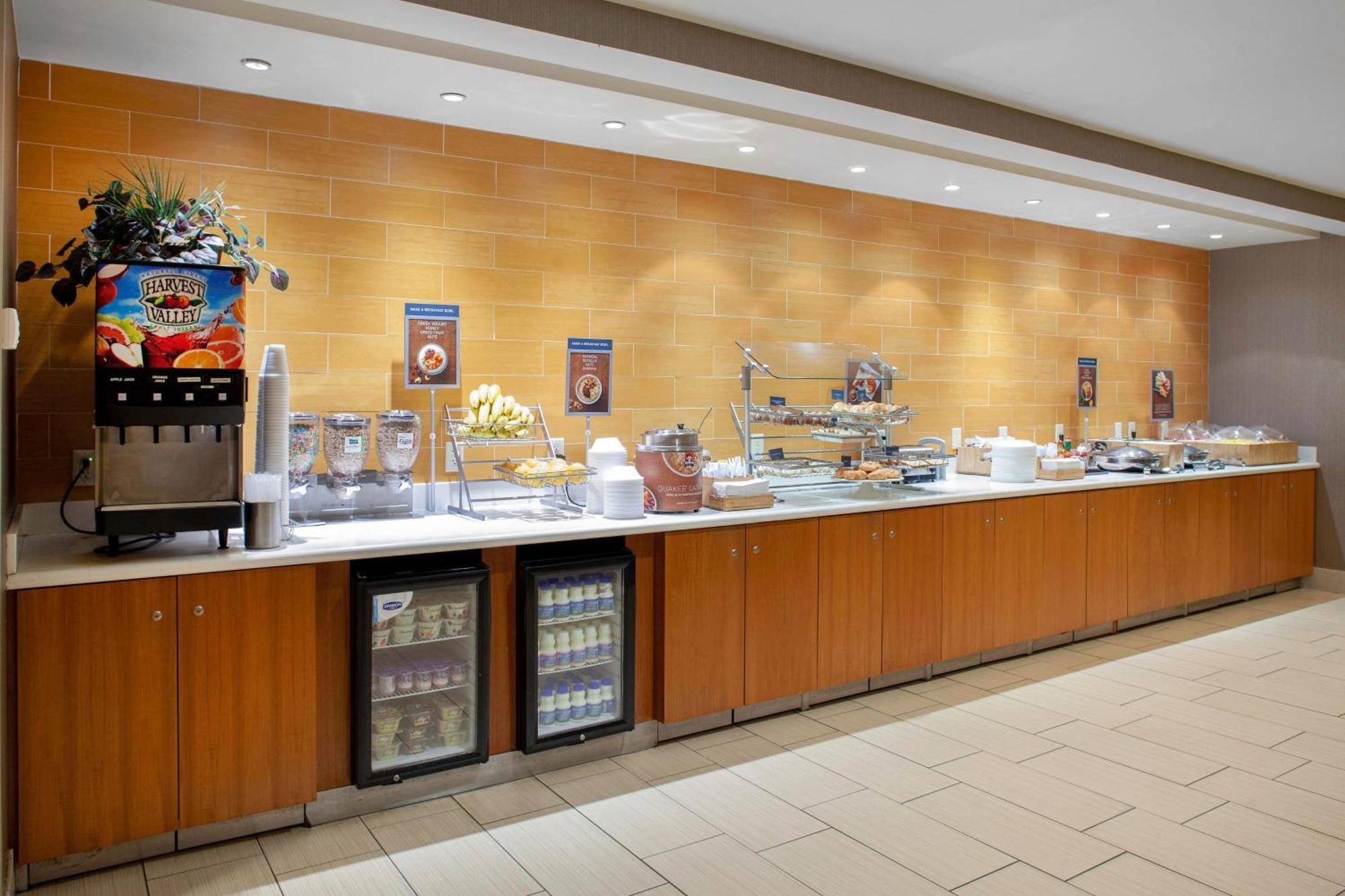 Springhill Suites Cincinnati North Forest Park Springdale Exterior photo