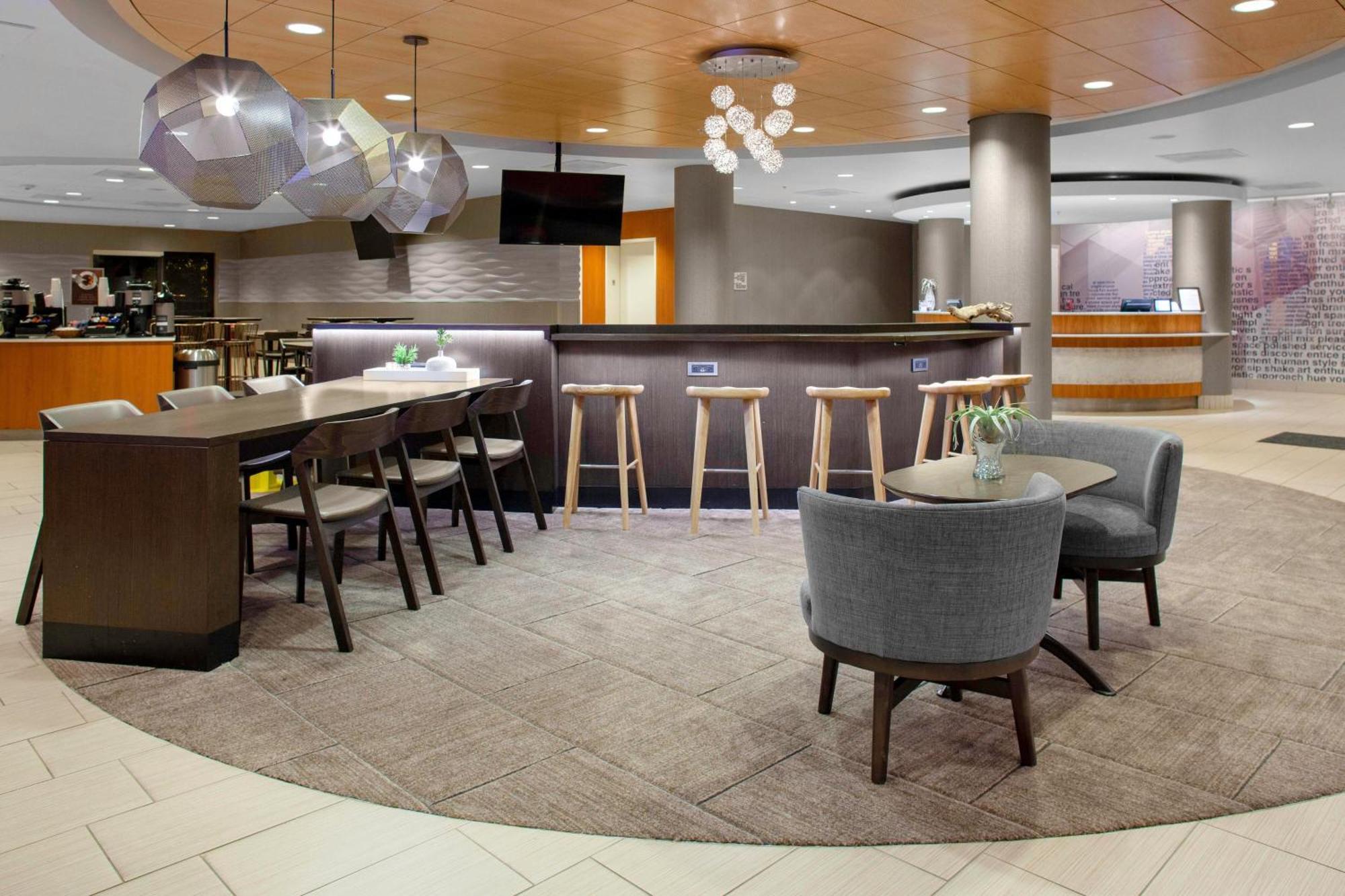 Springhill Suites Cincinnati North Forest Park Springdale Exterior photo