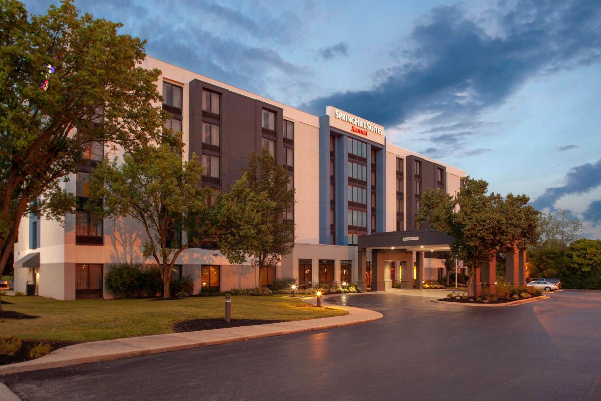 Springhill Suites Cincinnati North Forest Park Springdale Exterior photo
